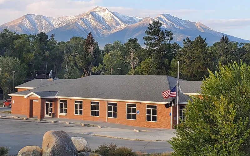 Budget highway motel rooms at the Super 8 by Wyndham in Buena Vista, the nearest town to the Nathrop hot springs, Colorado